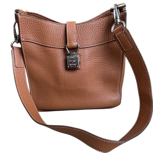 Dooney & Bourke Handbags - 🚨SOLD🚨 Dooney & Bourke Tan Leather Shoulder Bag